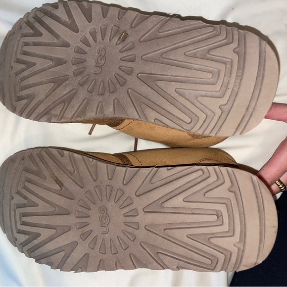 UGG Neumel Chestnut boots - Picture 4 of 4